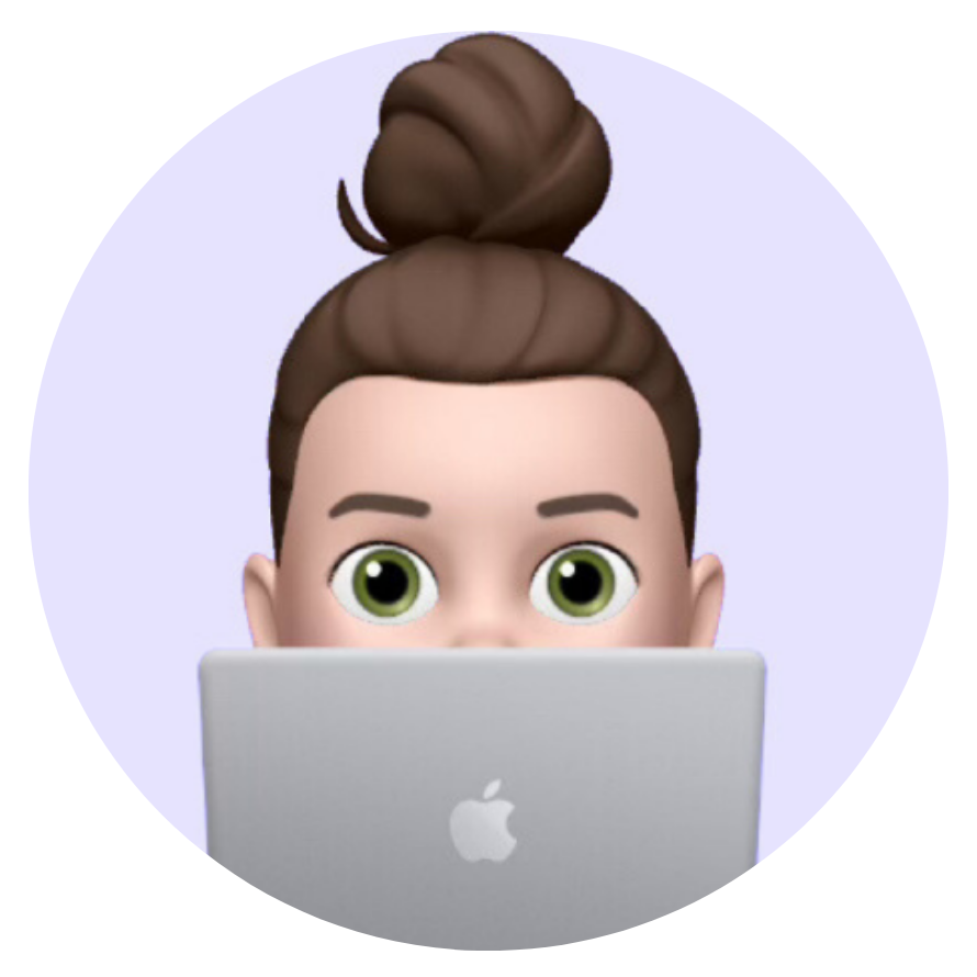 Profile Photo of Ashleigh, inside a pink background with white border radius
